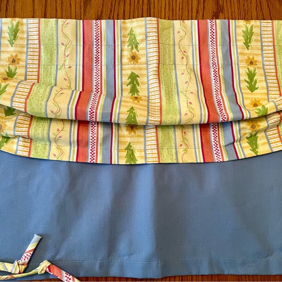 Pfaltzgraf Pistolet Window Curtain Valence - Picture 2 of 7